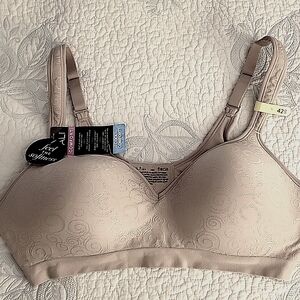 Bali Comfort Bra NWT